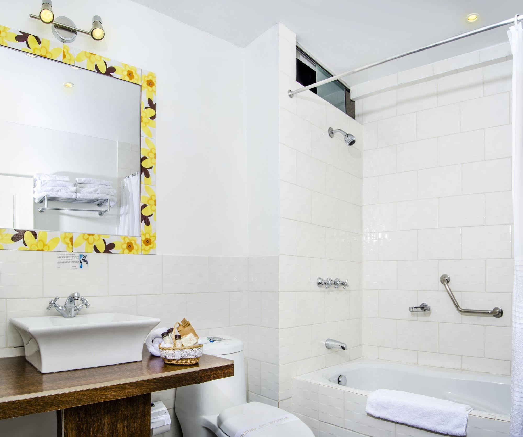 Alwa Hotel Boutique Premium อาเรกิปา ภายนอก รูปภาพ